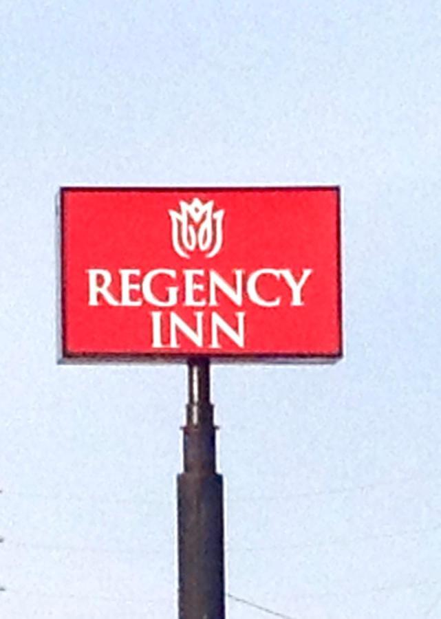 Regency Inn Concordia エクステリア 写真